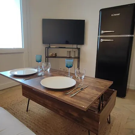 1 Climatise En Camargue Apartment *